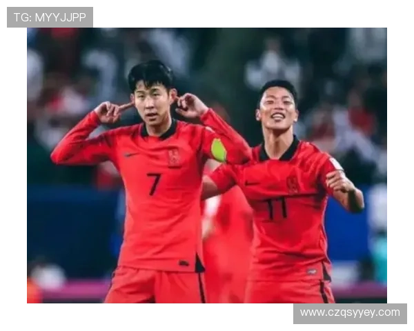 世界杯中国队与韩国队激战回顾：紧张对决与精彩瞬间解析