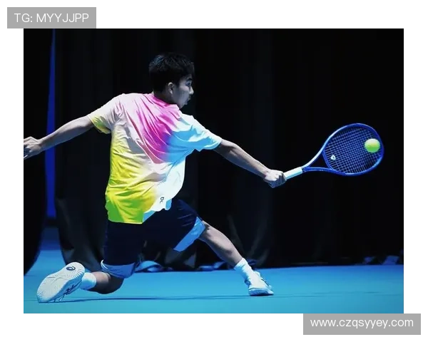 2025年网球赛季揭幕战精彩回顾 新星崛起与老将对决引发关注 2025年网球赛季揭幕战精彩回顾 新星崛起与老将对决引发关注