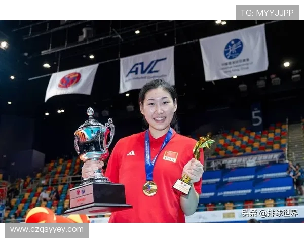 中国女排夺冠之路再创辉煌 主帅展现卓越战术眼光队员全力以赴刷新历史