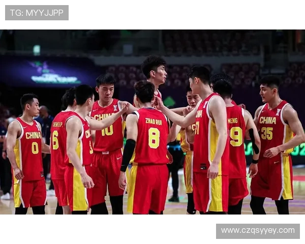 中国男篮成功逆转澳大利亚队晋级亚锦赛决赛全队展现顽强斗志