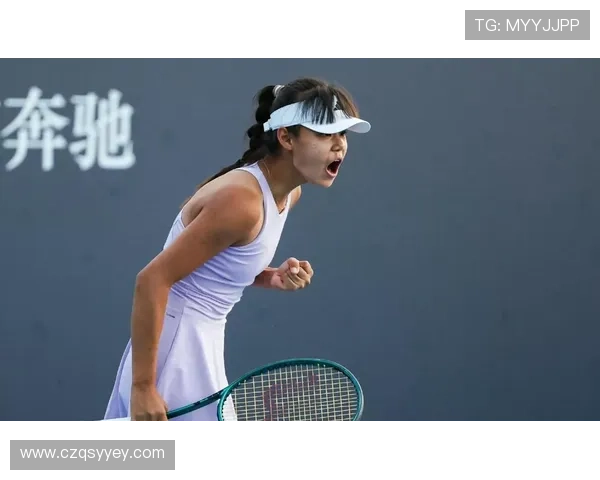 网球世界震撼！新晋天才击败前辈，创造历史里程碑