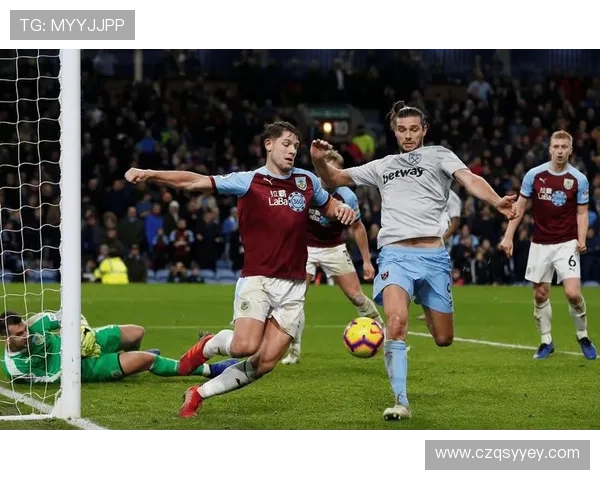 伯恩利俱乐部宣布新赛季阵容调整 力争英超生死攸关之战 伯恩利俱乐部宣布新赛季阵容调整 力争英超生死攸关之战