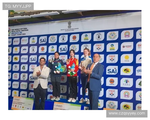 中国足球队备战世界杯预选赛 展现新阵容和战术策略力求突破 中国足球队备战世界杯预选赛 展现新阵容和战术策略力求突破