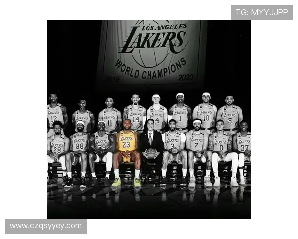 NBA焦点：詹姆斯领衔湖人新赛季强势回归勇士阵容调整助力争冠